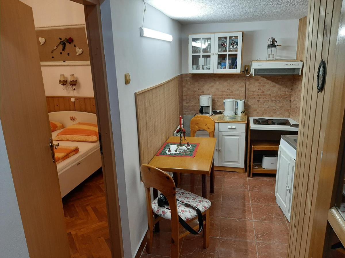 Ferienwohnung Ducville 1 Brașov Exterior foto